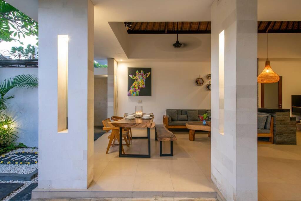 Private Tiaga - Premium & Peaceful In The Heart Of Seminyak (Bali)
